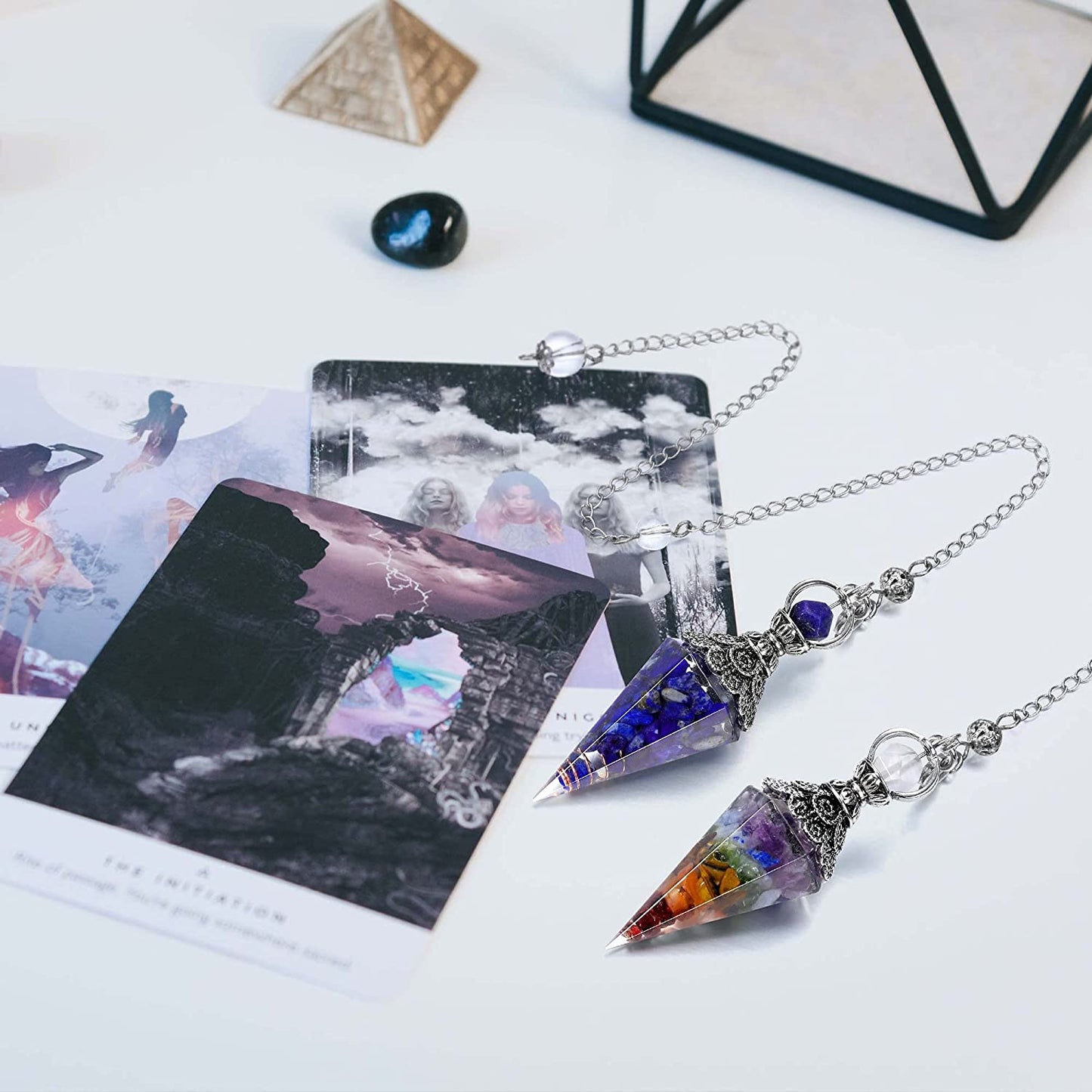 GEHECRST Natural Aquamarine Healing Crystal Dowsing Pendulum Reiki Gemstone Chips Orgone Pendulum 6 Faceted Hexagonal Pointed Resin Spiritual Pendant for Divination, Wicca, Energy Balancing